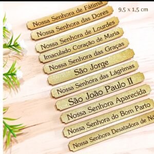 Etiqueta com nome para Santinhas