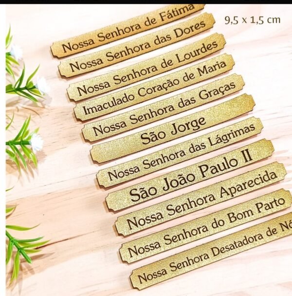 Etiqueta com nome para Santinhas